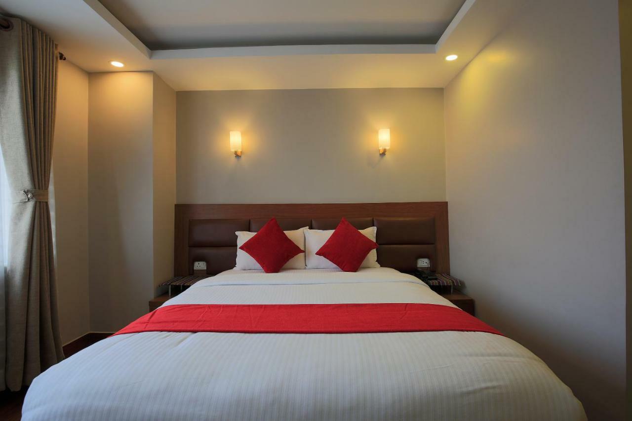 Oyo 453 Hotel Gurkha Heritage Kathmandu Exterior foto