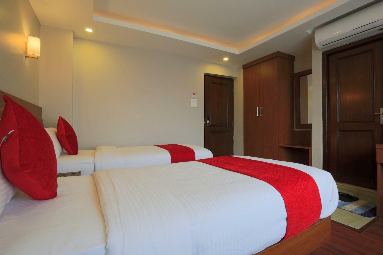 Oyo 453 Hotel Gurkha Heritage Kathmandu Exterior foto
